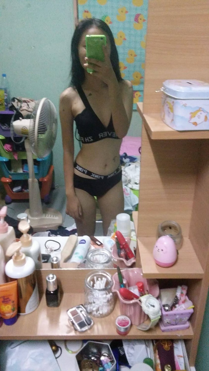 ร่านตั้งแต่ตอนเด็กตอนนี้จะร่านขนาดไหนก็คิดเอา #wX1tWdUZ
