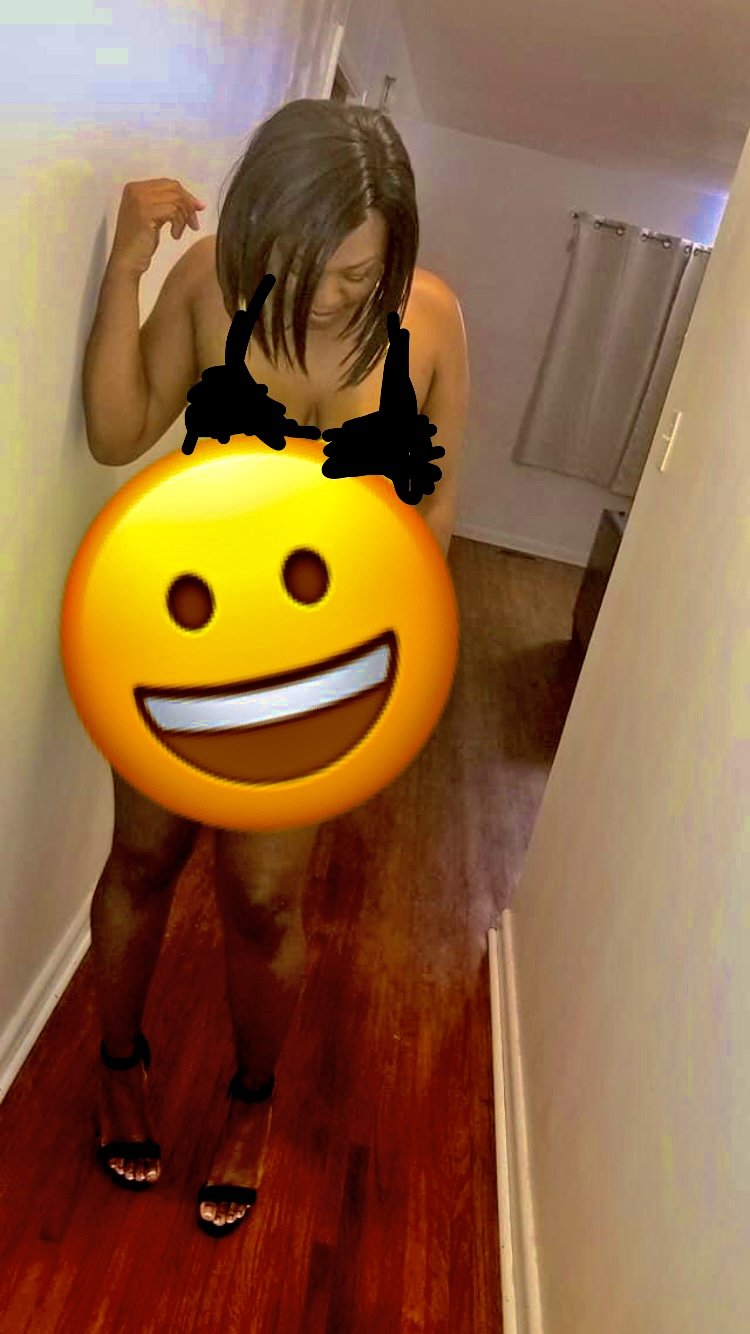 Somebody mama look good and thick #QHmdTRiV