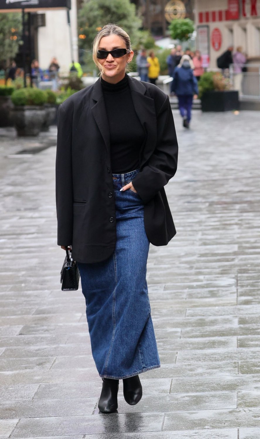 Misc Celebs - Boots and Leather #MCfRlt1S