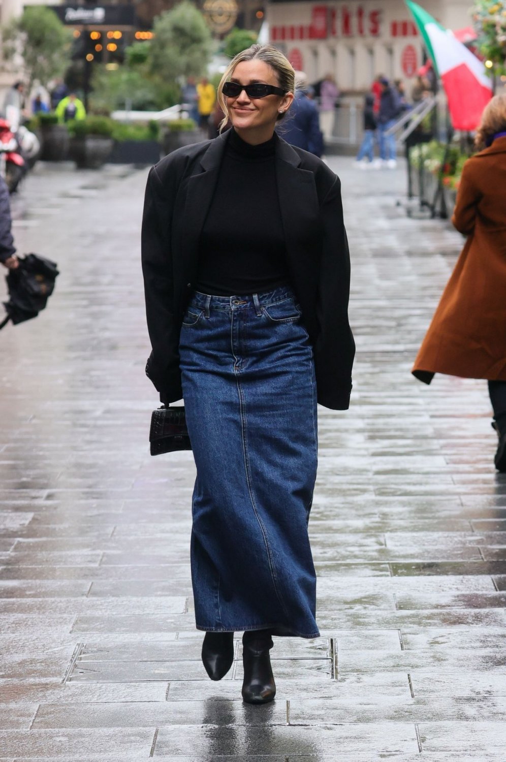 Misc Celebs - Boots and Leather #PzO9PRAN