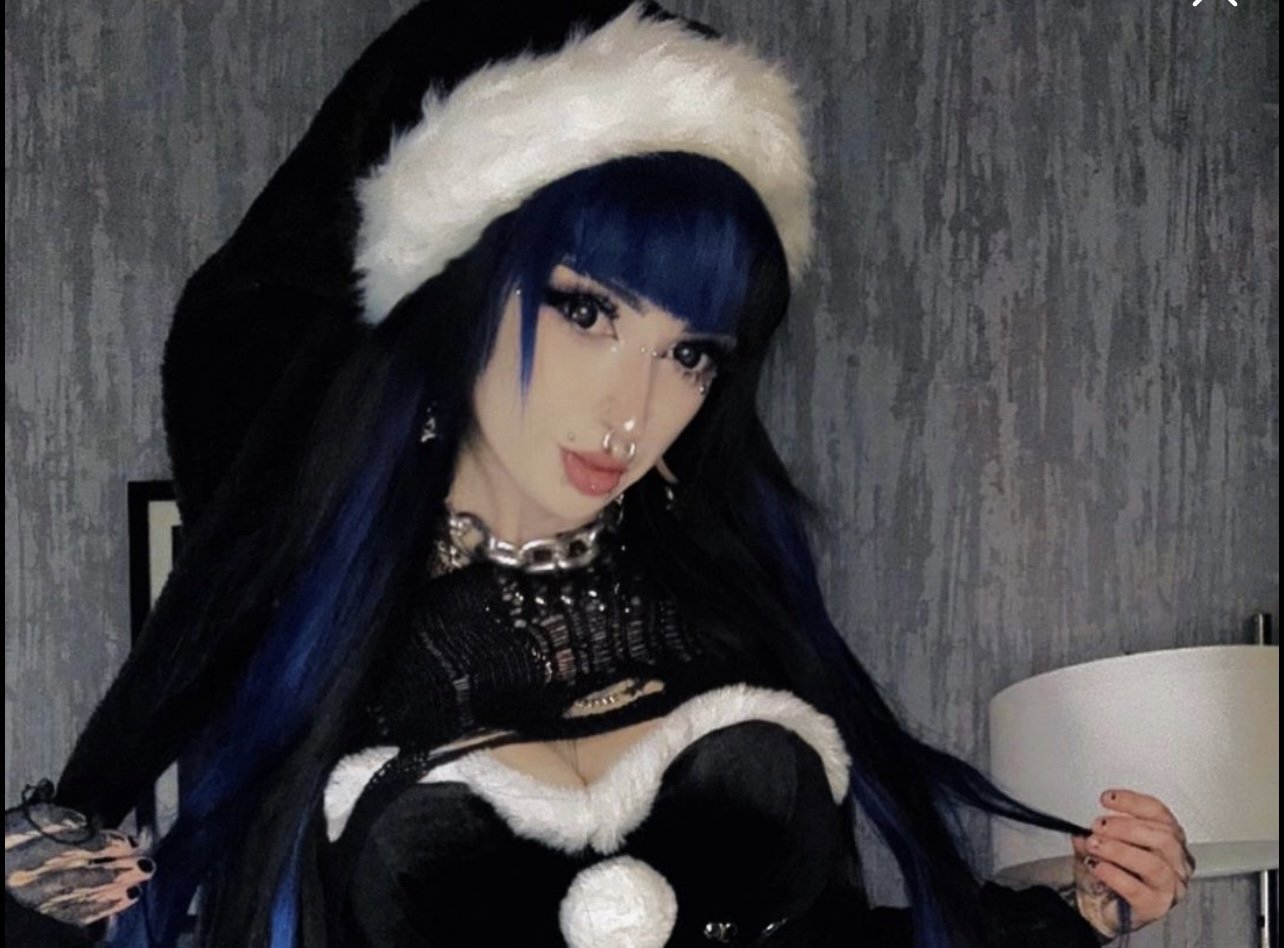 Thick Alt Goth Chick #hiocrZlI
